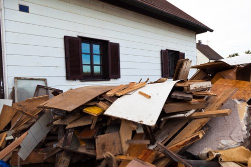Recycling and donation process during home clearance